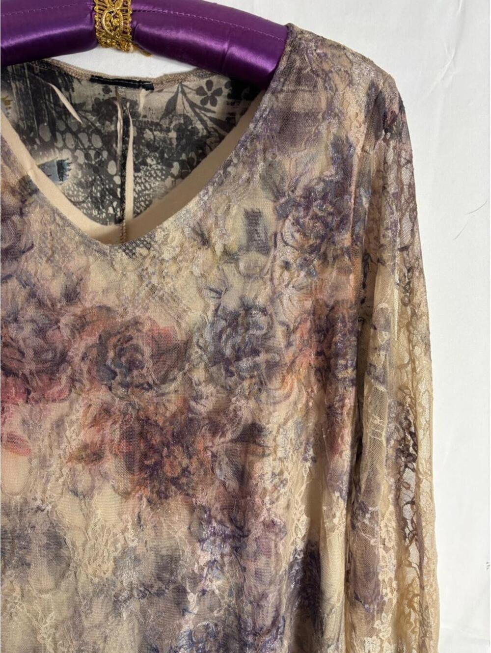 Whimsigoth Romantic Floral Lace V-Neck 3/4 Sleeve Shark-bite Hem Top Size L - Picture 5 of 15